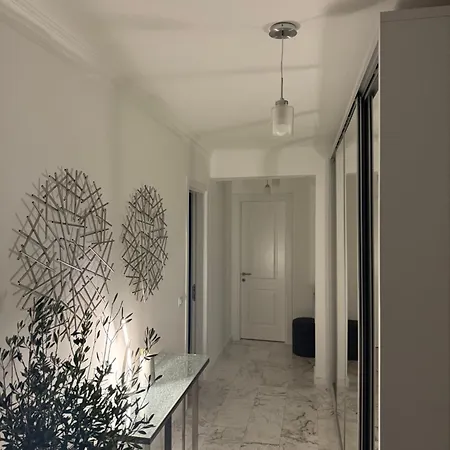 Compass Penthouse *